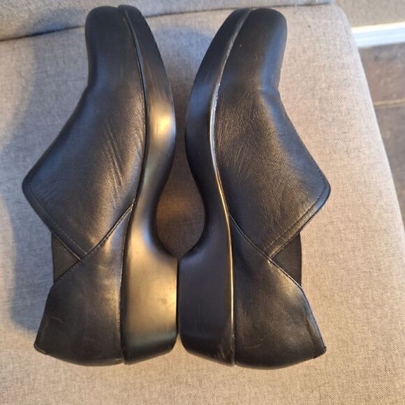 Dansko arden slip on Black leather clog size 41 (10.5-11) - Picture 1 of 6